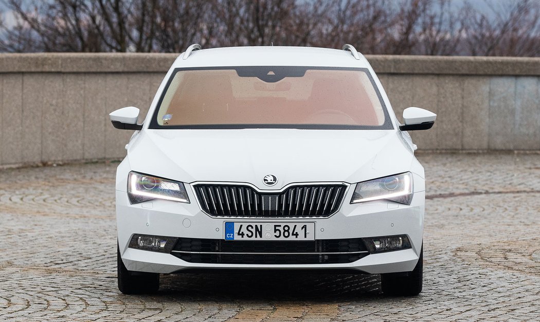 Škoda Superb