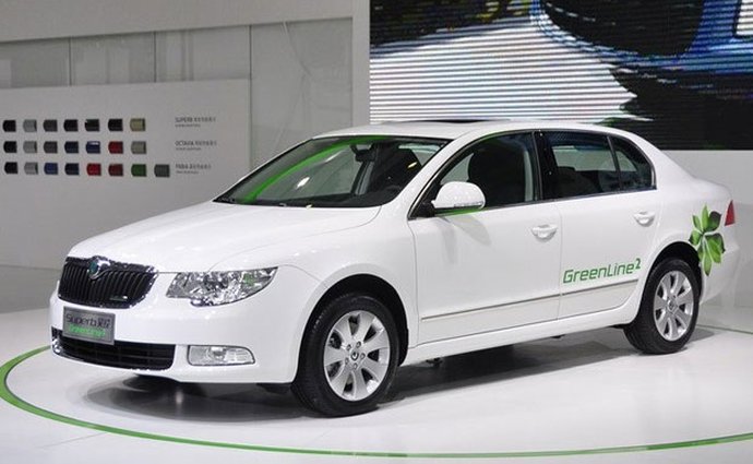 Škoda Superb GreenLine: Číňané budou šetřit s motorem 1,4 TSI