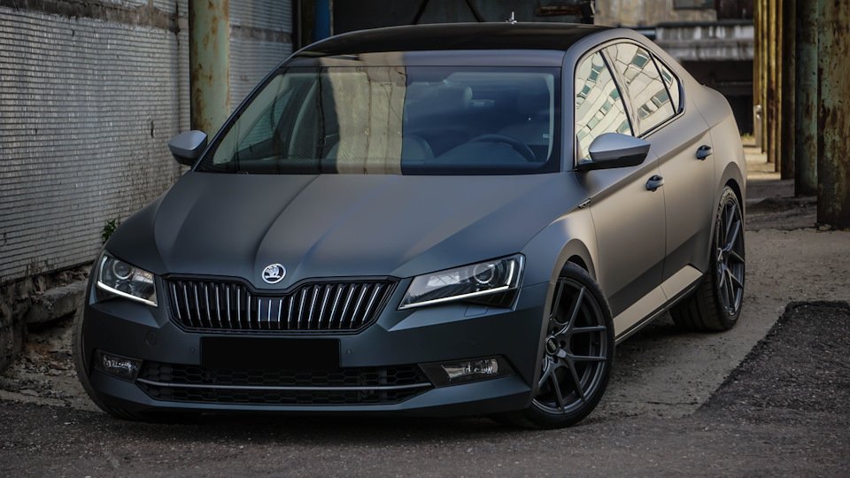 Škoda Superb 2016