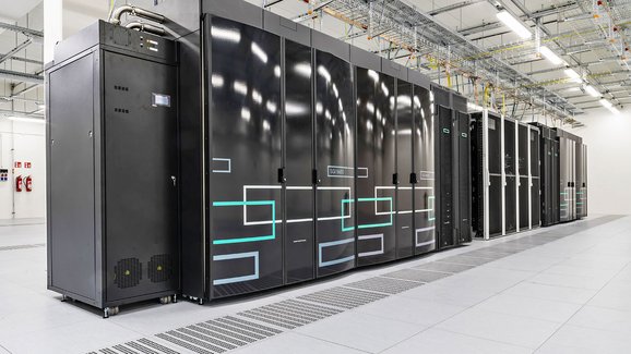 Škodovka má nejvýkonnější superpočítač v republice. Zvládne dvě biliardy operací za sekundu