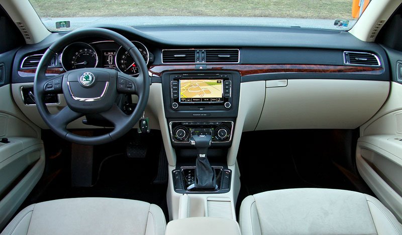 Škoda Superb