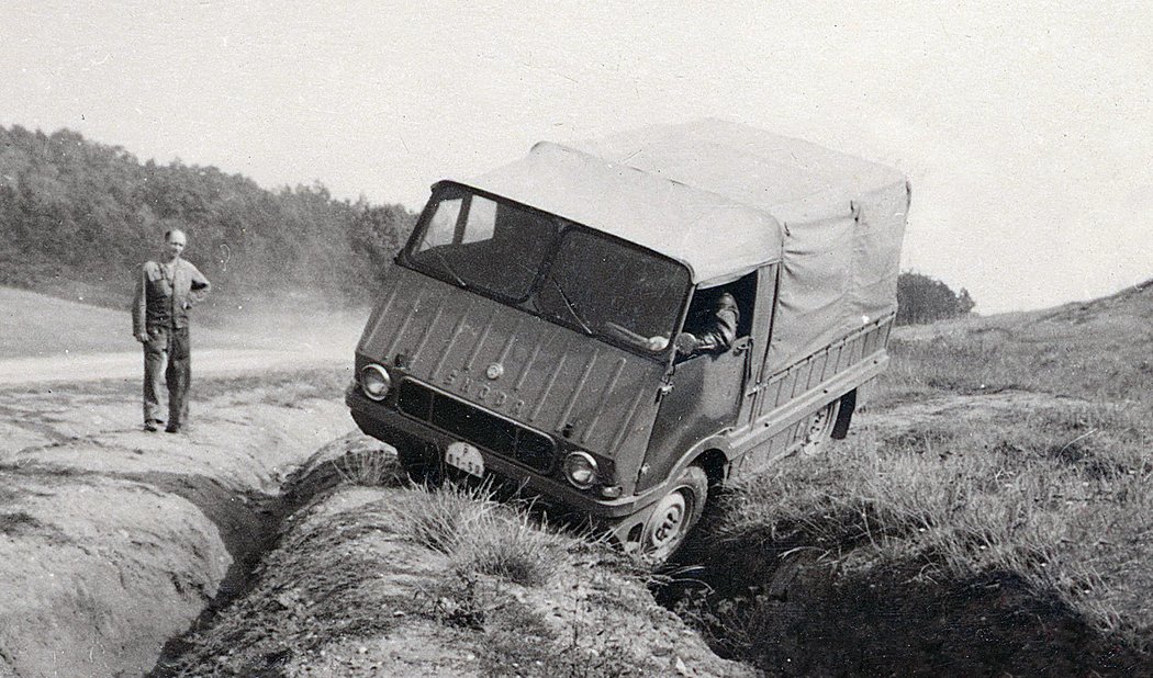 Škoda typ 998 „Agromobil“