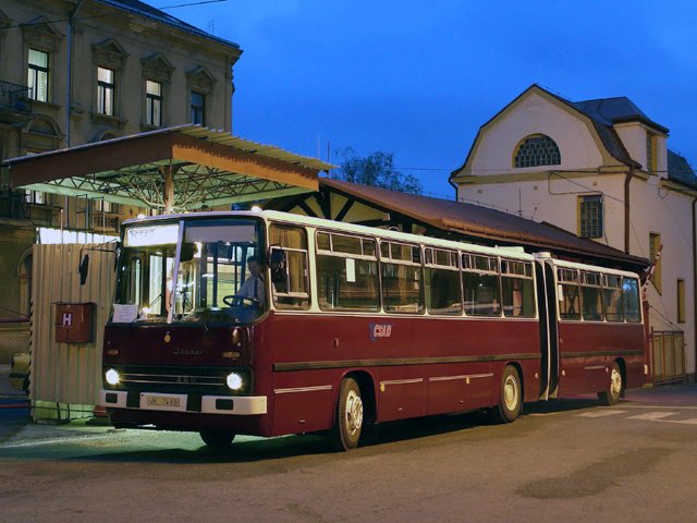 Ikarus 280