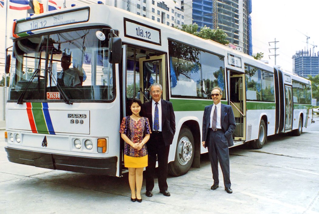 Ikarus 280