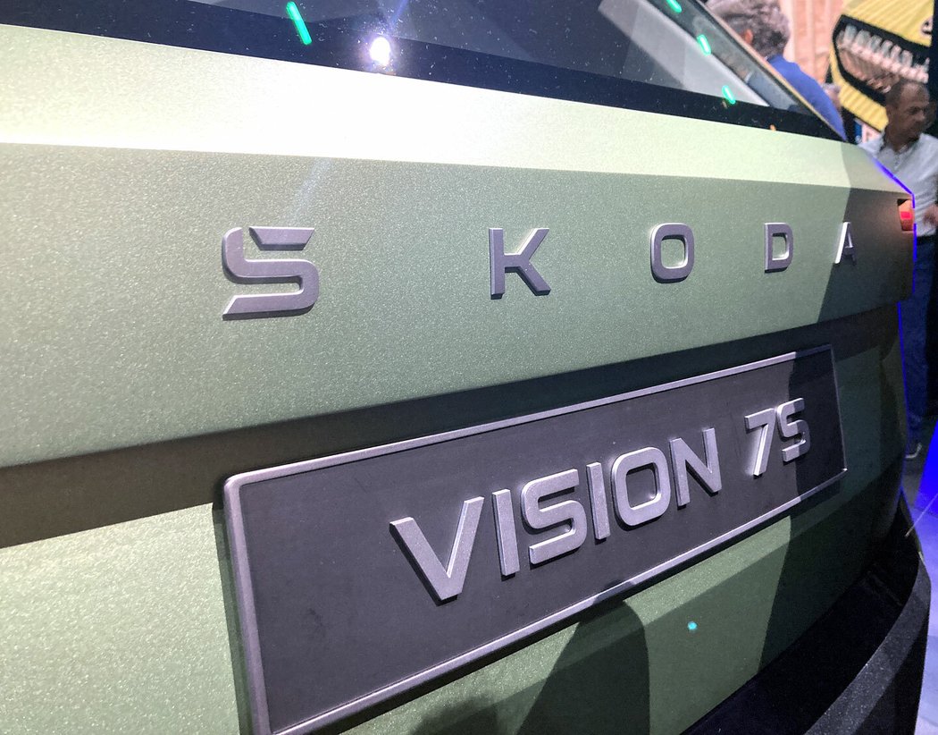 Škoda Vision 7S