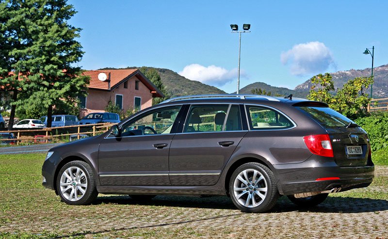 Škoda Superb Combi