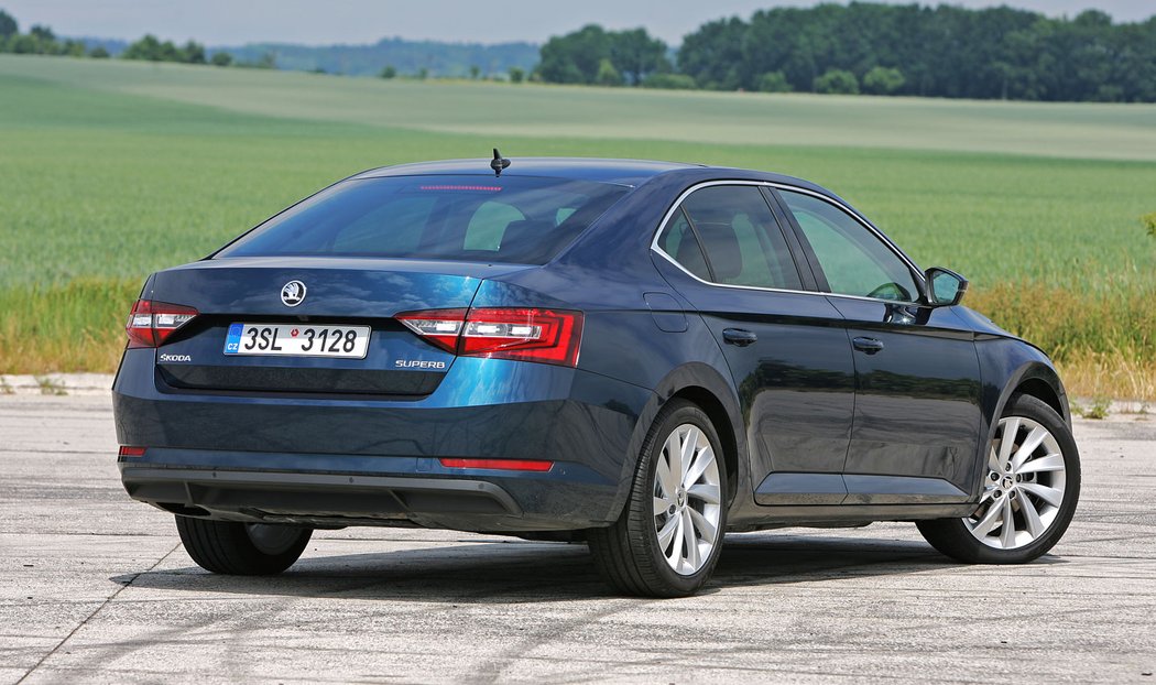 Škoda Superb