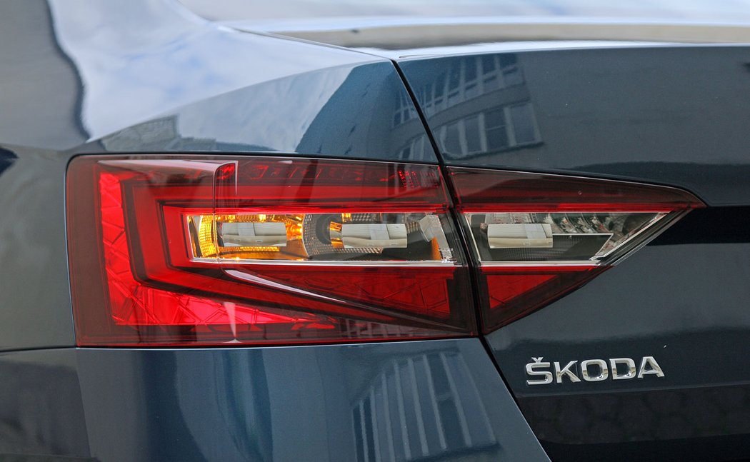 Škoda Superb