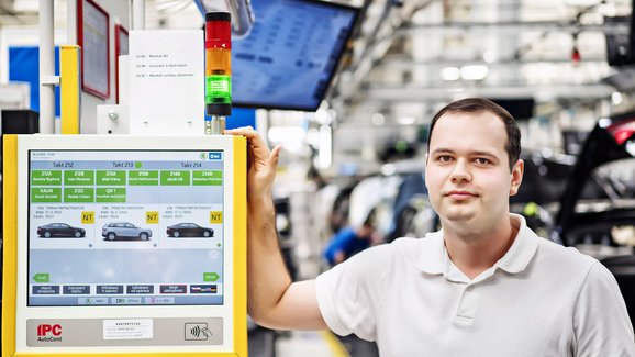 Škoda Auto v Kvasinách řídí linku digitálně, zbaví se papíru