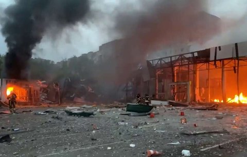 Rusové vybombardovali Škodovku v Záporoží: Jeden mrtvý!
