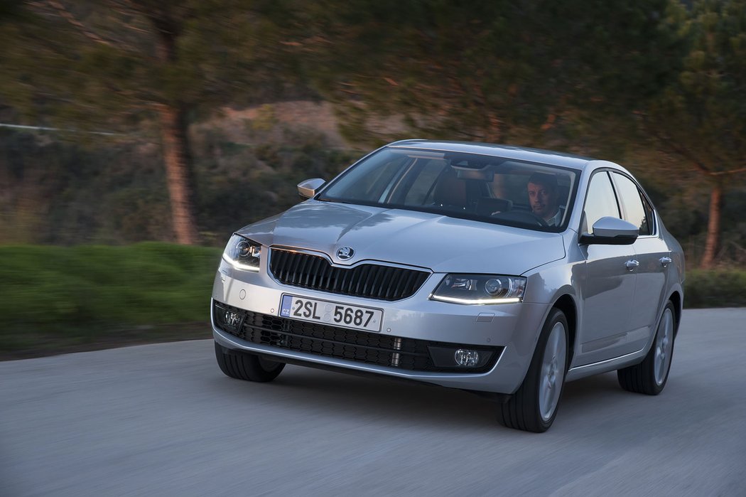 Škoda Octavia na 129 fotografiích