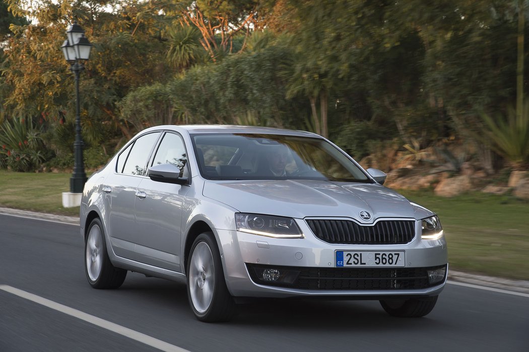 Škoda Octavia na 129 fotografiích