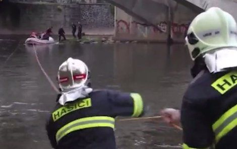 Záchranná akce bylo pro hasiče velmi náročná