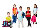 Pokud už dítě vadné držení těla či dokonce skoliózu nemá, občasné nošení tašky přes jedno rameno mu neublíží