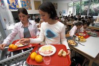 České děti jedí ve školních obědech rtuť, nikl i olovo, hrozí jim otrava?