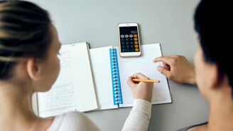 Vlaďka Bartáková: Mobily ve školách bych nezakazovala. Dětem do 15 bych raději vypnula lajky na sítích Vlaďka Bartáková: Mobily ve školách bych nezakazovala. Dětem do 15 bych raději vypnula lajky na sítích