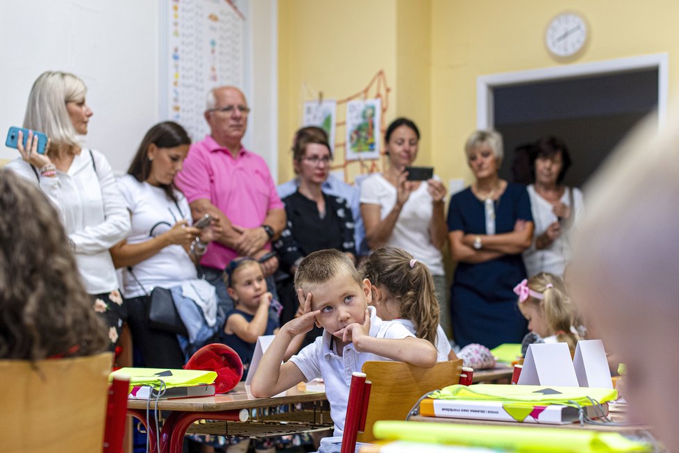 V Základní škole SNP v Hradci Králové zahájili 2. září 2019 nový školní rok.