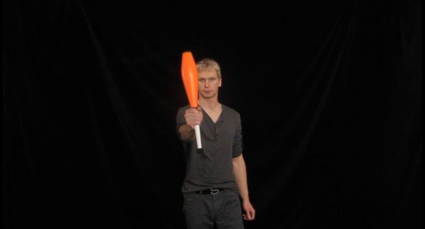 Škola žonglování 3: Bez kuželů se neobejde žádný správný žonglér