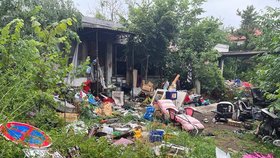 Ze zničené školky v Podolí, kde byl squat, zmizí odpadky a pozemek bude vyčištěn