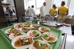 V některých pražských školních jídelnách dojde ke zdražení obědů pro děti. Důvodem je růst cen surovin a energií. (ilustrační foto)