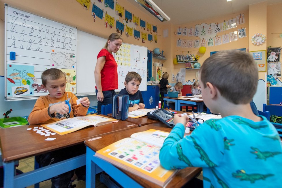 Výuka žáků v soukromé základní škole Sion v Mandysově ulici v Hradci Králové (21. 10. 2021)