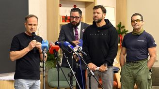 Lukačovič přiznal stomilionový dar na Ukrajinu a zastal se spolku organizujícího sbírku na drony Lukačovič přiznal stomilionový dar na Ukrajinu a zastal se spolku organizujícího sbírku na drony