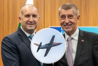 Babiš na návštěvě Bulharska: Premiéru Radevovi nabízí bojové letouny
