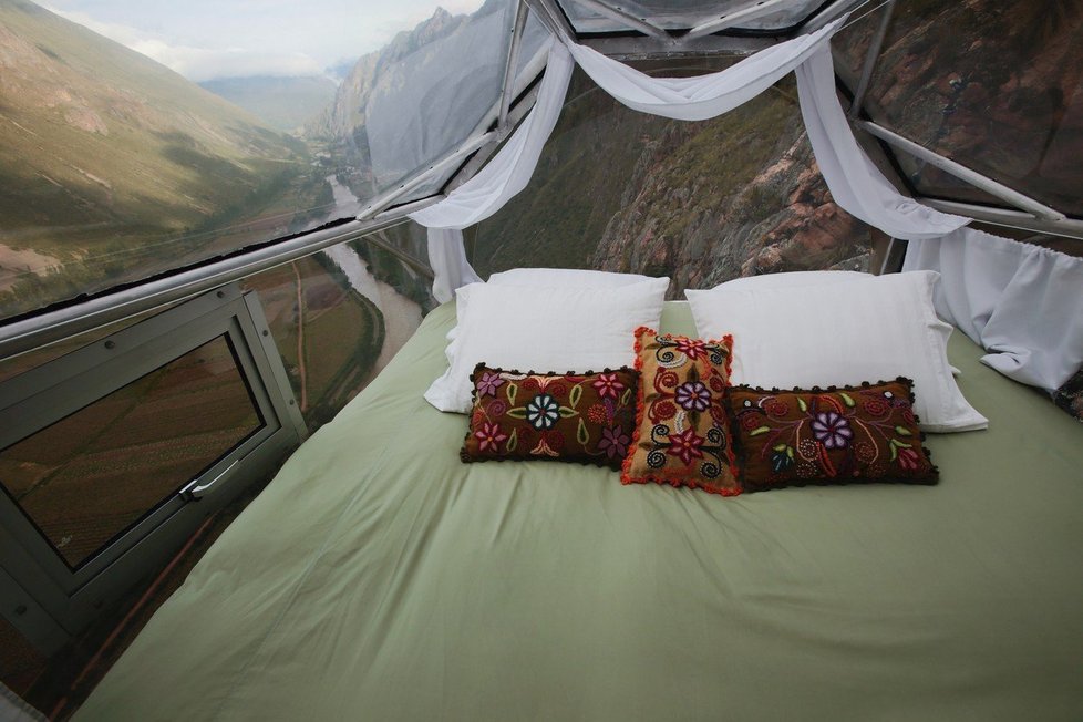 Jedinečné ubytování ve Skylodge Adventure Suites v Peru