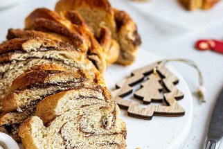 Sladké vánoční chlebíčky: S ovocem, čokoládou, ořechy i kynutý s voňavým kořením
