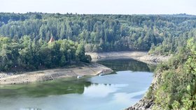 Ministerstvo dopravy a Ředitelství vodních cest v květnu otevřely poslední komoru, která měla umožnit cestu z Českých Budějovic až na Orlík.