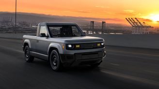 Slate sliboval Americe levný dvoudveřový pick-up. Do půl milionu se nevešel, ujede ale víc Slate sliboval Americe levný dvoudveřový pick-up. Do půl milionu se nevešel, ujede ale víc