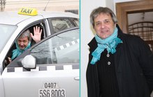 Poznáte toho taxikáře? Je to Slávek Boura! Bývalá hvězda Novy!