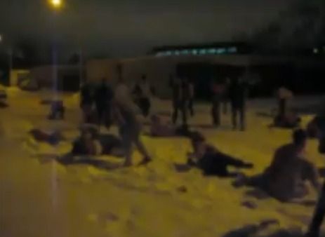 Domluvená bitka mezi slávisty a chuligány CSKA Moskva.