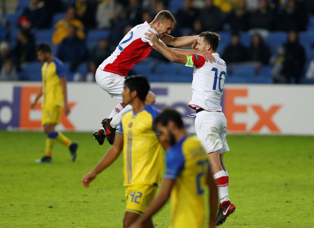 Josef Hušbauer slaví s Tomášem Součkem svou druhou trefu