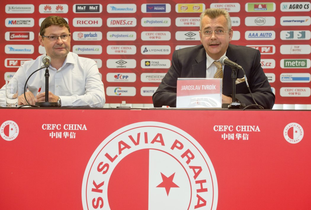 Generální ředitel Slavie Martin Krob a předseda představenstva klubu Jaroslav Tvrdík