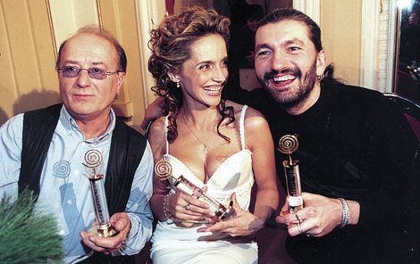 Vítězové za rok 1998 – zleva Petr Janda, Lucie Bílá a Daniel Hůlka.