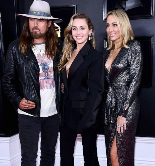 Bill Ray Cyrus, Miley Cyrus a Tish Cyrus