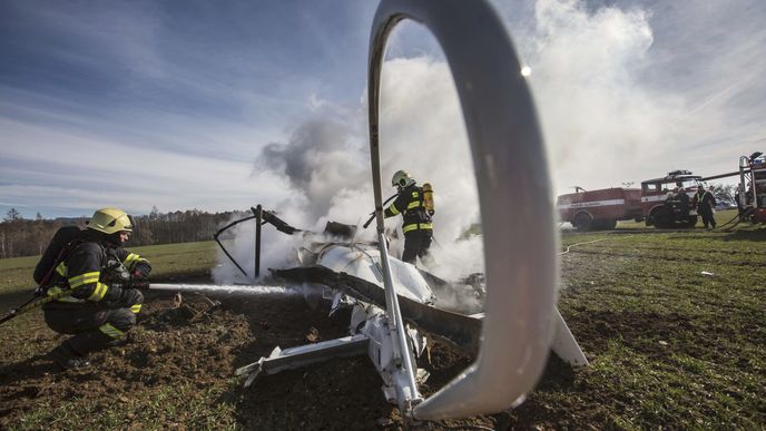 Tragická nehoda vrtulníku u Slavoňova 