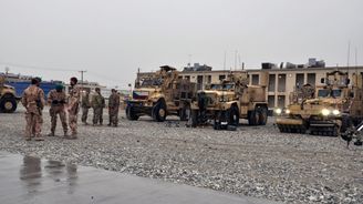 Tři čeští vojáci zemřeli při sebevražedném výbuchu v Afghánistánu