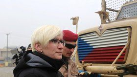 Ministryně obrany Karla Šlechtová (za ANO) navštívila 29. a 30. ledna 2018 české vojáky, kteří jsou na misi v Afghánistánu.