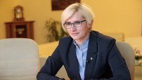 Podle ministryně obrany v demisi Karly Šlechtová (za ANO) obsahovala zakázka na mobilní radary vážná pochybení