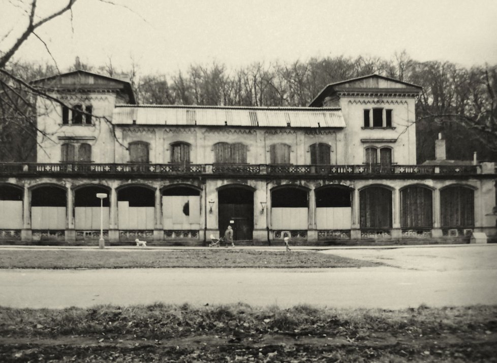 Šlechtova restaurace v roce 1988.