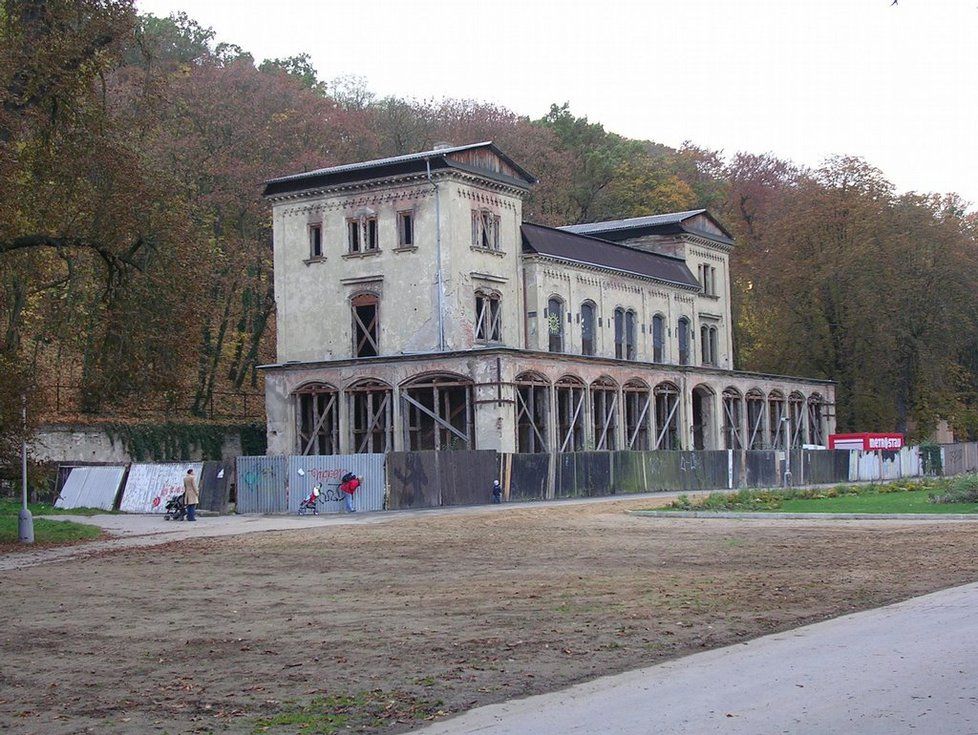 Šlechtova restaurace v pražské Stromovce je kulturní památkou.