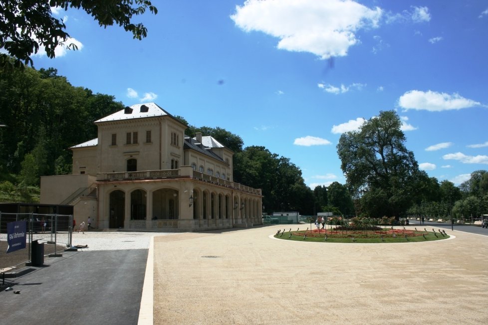 U Šlechtovy restaurace se bude rekonstruovat a revitalizovat zahrada Kaštanka. (ilustrační foto)