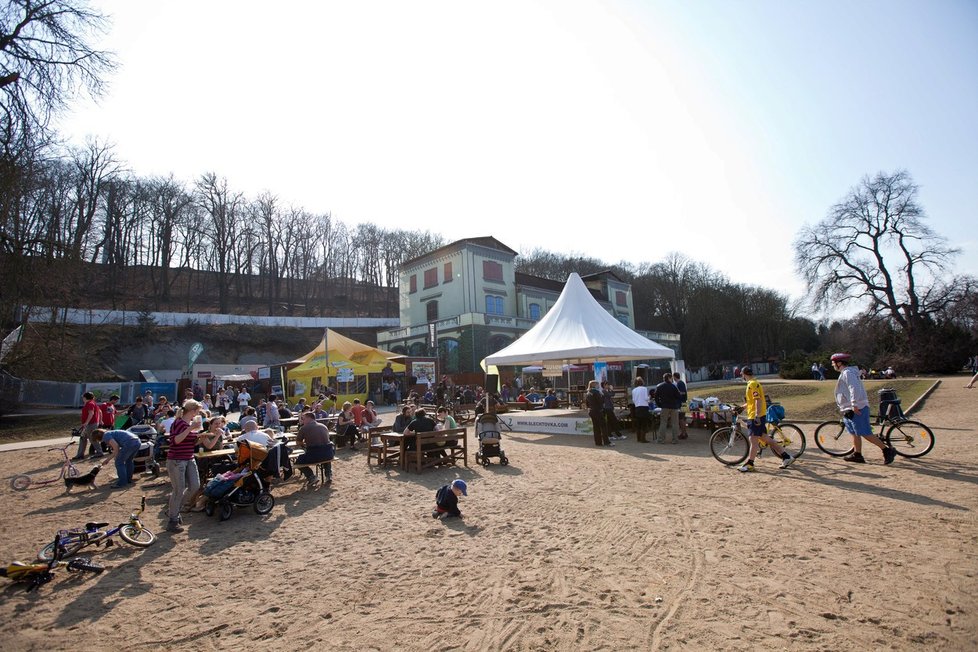 Šlechtova restaurace potřebuje už léta rekonstrukci.