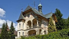 Luhačovický Boutique hotel Vládní vila nabízí zcela výjimečné ubytování v atraktivní historické stavbě za polovinu běžné ceny
