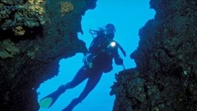 V kurzu potápění se na chorvatském ostrově Brač naučíte vše potřebné a podíváte se do hloubky až 20 metrů