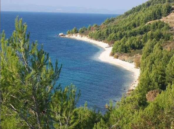 Igrane - pláž - Chorvatsko Makarská riviéra