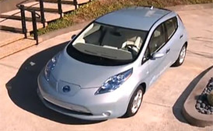 Video: Nissan Leaf – Detailní prohlídka sériového elektromobilu