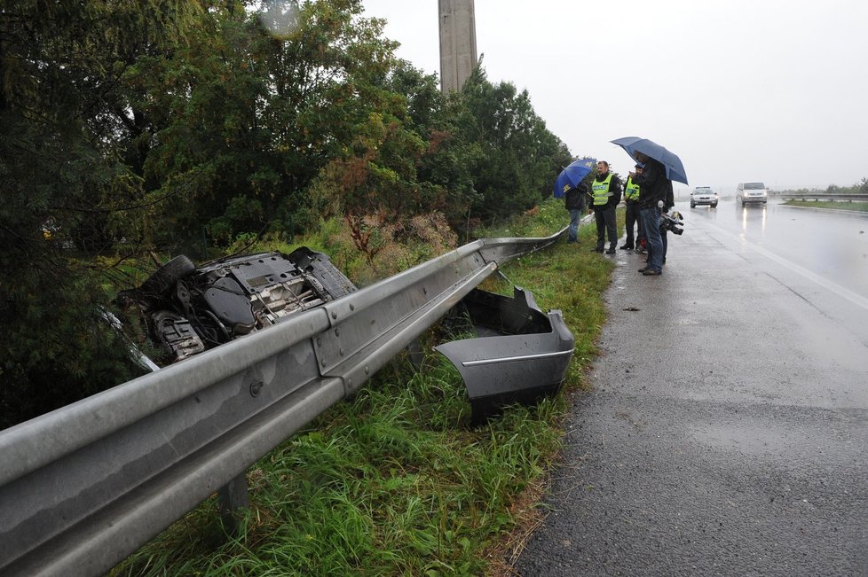 Slezáčkovo auto skončilo v příkopě. Podle svědků nehody byl opilý